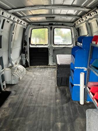 2002 Chevrolet Express Upfitter G3500 Cargo Van Automatic — photo 10