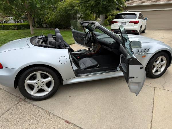 1997 BMW Z3 — photo 9