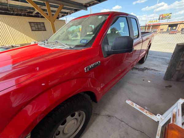 2017 Ford F 150 XL 4x4 Regular Cab Styleside 6.5 ft. box 122 in. WB Automatic — photo 2