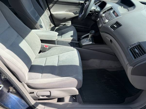 2009 Honda Civic LX — photo 10