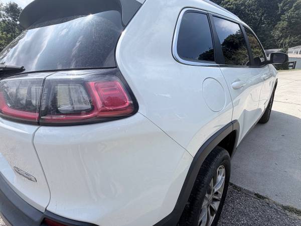 2019 Jeep Cherokee Latitude 4dr Front-wheel Drive Automatic — photo 10
