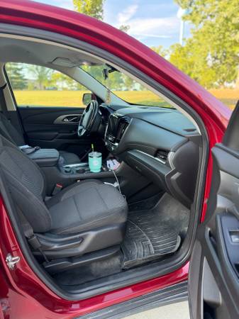 2018 Chevrolet Traverse LS All-wheel Drive Automatic — photo 8