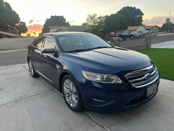 2012 Ford Taurus Limited 4dr All-wheel Drive Sedan Automatic — photo 3