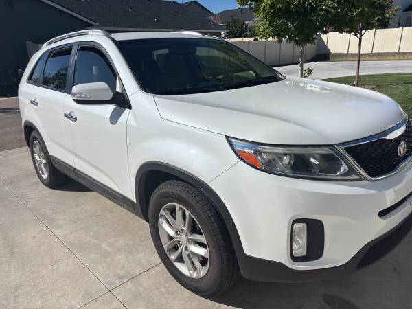 2015 KIA Sorento LX 4dr All-wheel Drive Automatic — photo 1