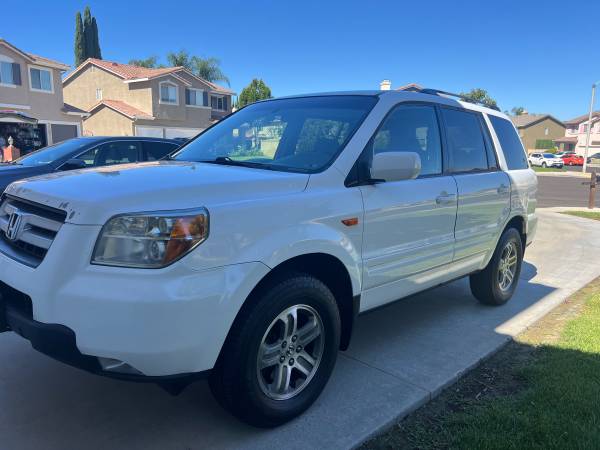 2007 Honda Pilot EX-L 4dr Front-wheel Drive Automatic — photo 1