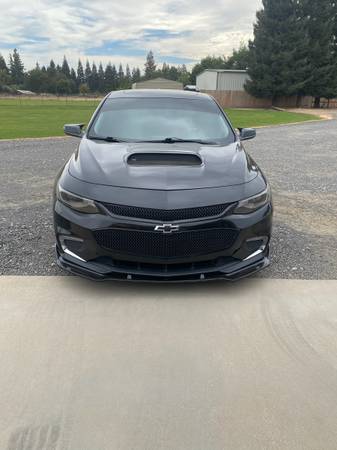 2018 Chevrolet Malibu Premier 4dr Sedan Automatic — photo 2