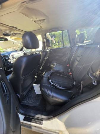 2002 Jeep Grand Cherokee Laredo 4dr 4x4 Automatic — photo 7