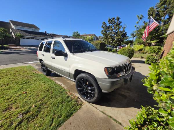 2002 Jeep Grand Cherokee Laredo 4dr 4x4 Automatic — photo 2