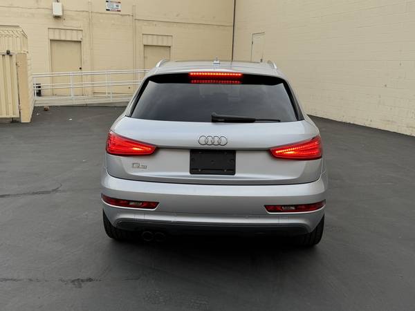 2015 Audi Q3 2.0T Prestige — photo 8
