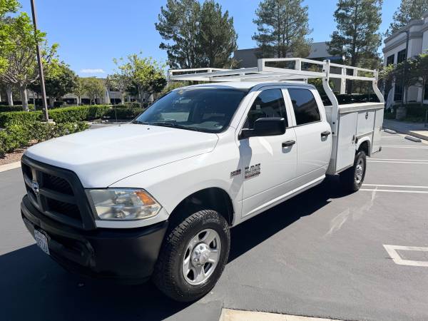 2018 Dodge Ram Utility — photo 1