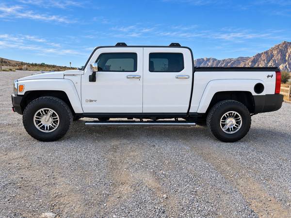 2009 Hummer H3T Base — photo 5