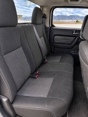 2009 Hummer H3T Base — photo 10