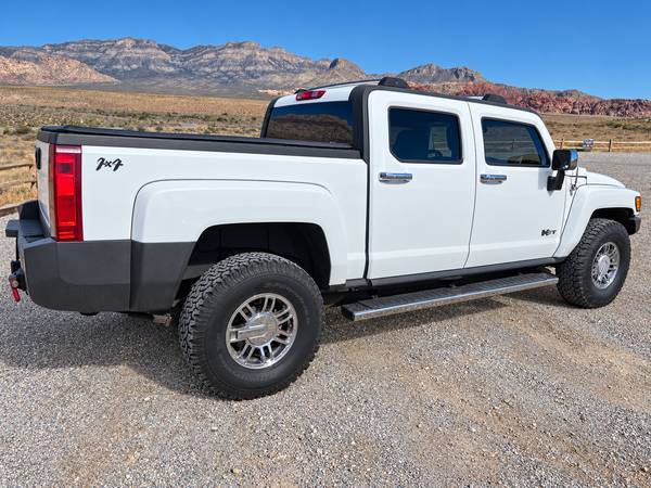2009 Hummer H3T Base — photo 6