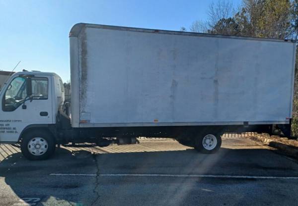 2002 Isuzu Npr Box — photo 1
