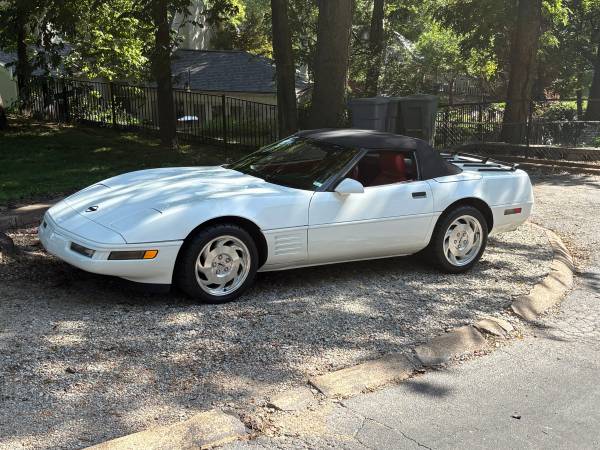 1991 Chevrolet Corvette Base — photo 1
