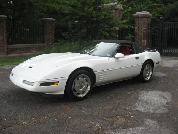 1991 Chevrolet Corvette Base — photo 4
