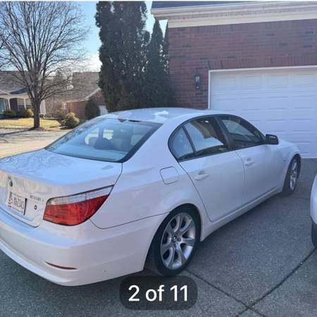 2010 BMW 535i — photo 2