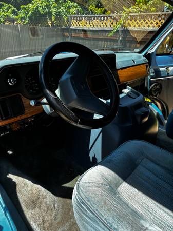 1988 Dodge RAM 150 Base 2dr Standard Cab SB — photo 4
