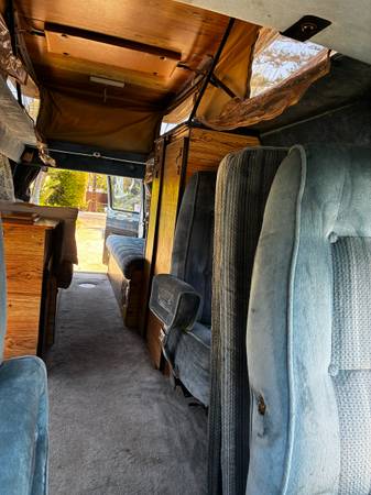 1988 Dodge RAM 150 Base 2dr Standard Cab SB — photo 8