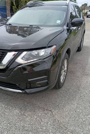 2020 Nissan Rouge — photo 1