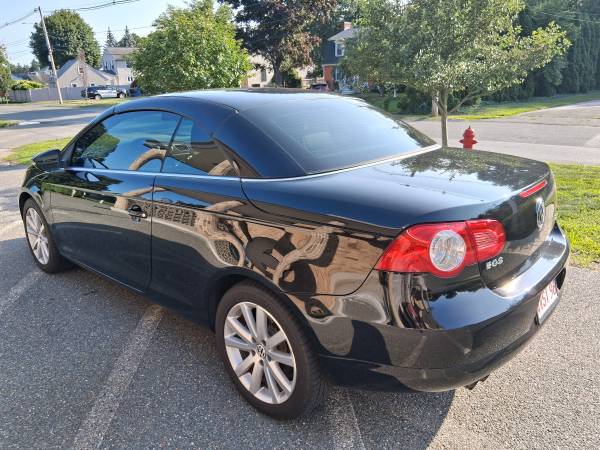 2009 Volkswagen EOS Lux 2dr Front-wheel Drive Convertible Automatic — photo 11