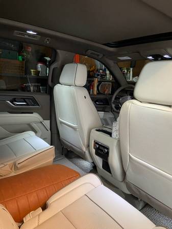 2012 GMC Yukon XL 1500 SLE 4x2 Automatic — photo 8