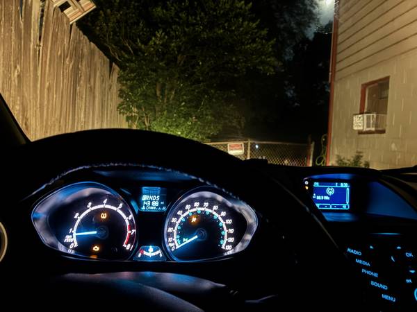 2015 Ford Fiesta SE — photo 5