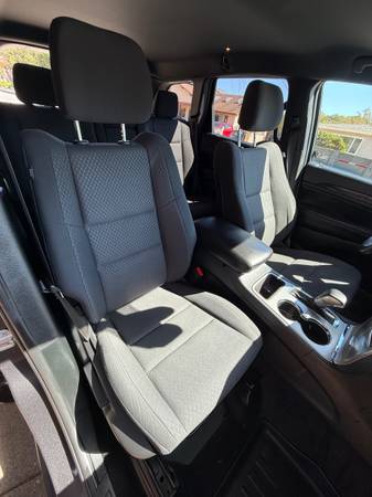 2018 Jeep Grand Cherokee Laredo 4dr 4x2 Automatic — photo 11