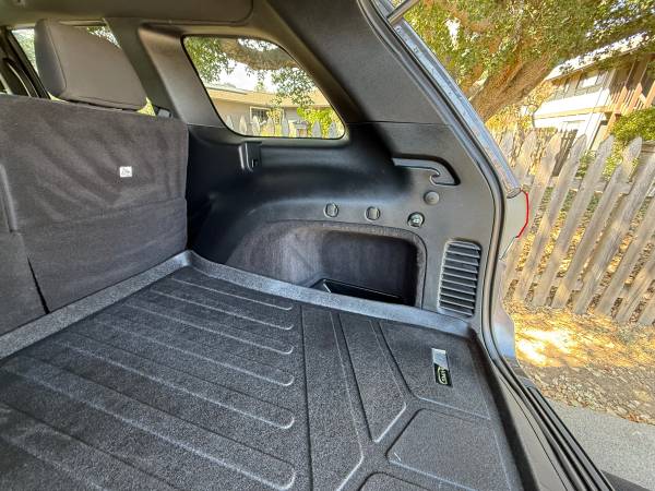 2018 Jeep Grand Cherokee Laredo 4dr 4x2 Automatic — photo 4