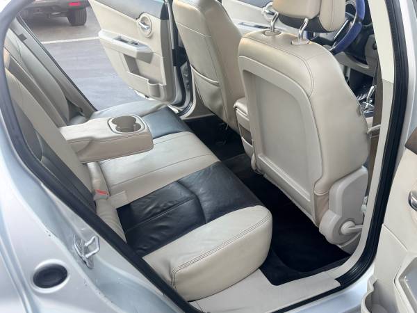 2010 Dodge Avenger SXT 4dr Front-wheel Drive Sedan Automatic — photo 9