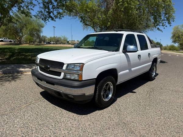 2005 Chevrolet Avalanche 1500 LT 4x2 Automatic — photo 2