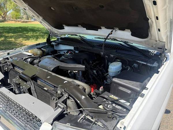 2005 Chevrolet Avalanche 1500 LT 4x2 Automatic — photo 5