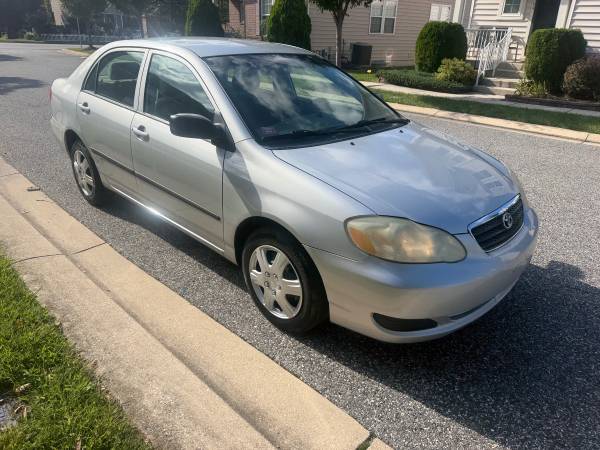 2005 Toyota Corolla LE 4dr Sedan Manual — photo 5