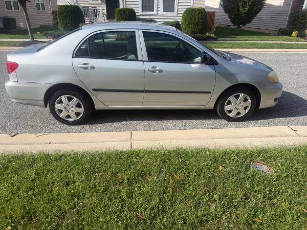 2005 Toyota Corolla LE 4dr Sedan Manual — photo 6