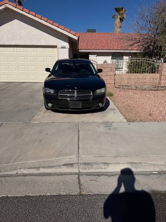 2010 Dodge Charger Base — photo 2