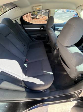 2010 Dodge Charger Base — photo 5