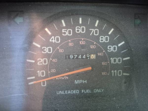 1988 Toyota Truck — photo 5