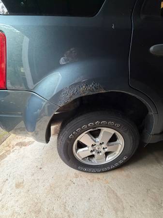 2012 Ford Escape XLT 4dr 4x4 Automatic — photo 4