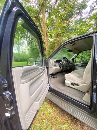 1999 Ford E 350 Super Duty XL Wagon Automatic — photo 6
