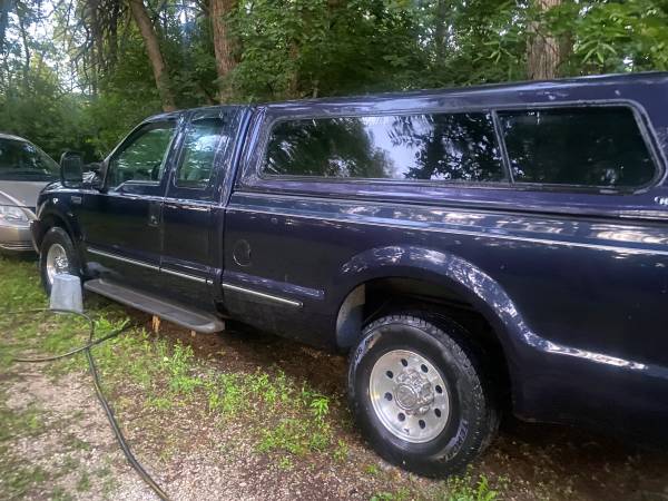 1999 Ford E 350 Super Duty XL Wagon Automatic — photo 1