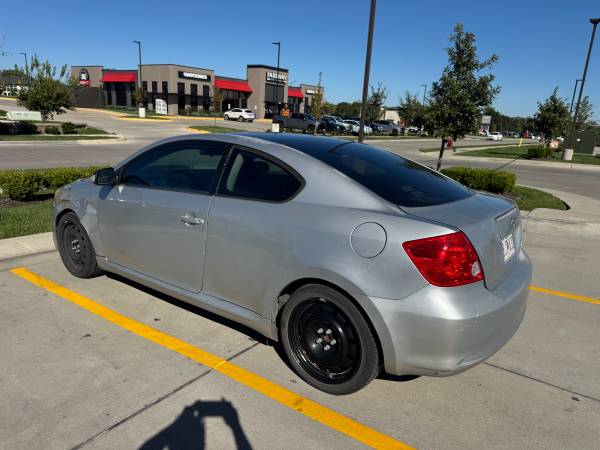 2005 Scion Tc — photo 4