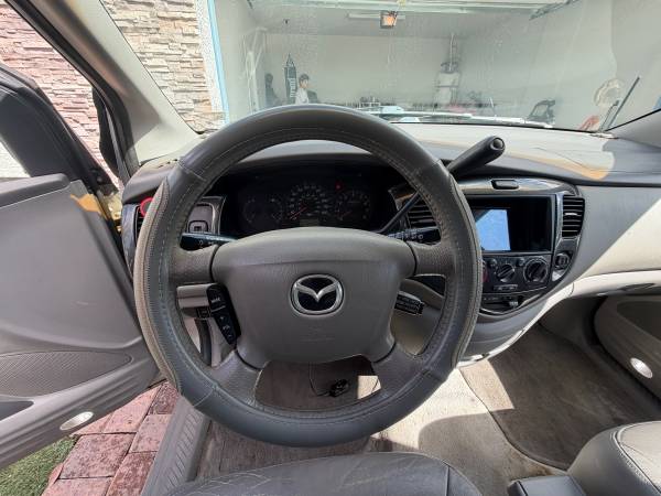 2003 Mazda MPV LX — photo 10