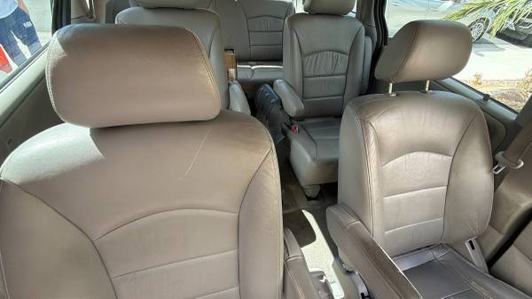 2003 Mazda MPV LX — photo 8