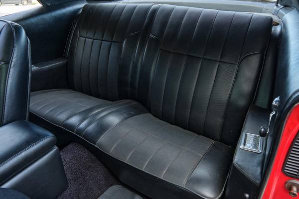 1968 Pontiac Firebird V8 — photo 4