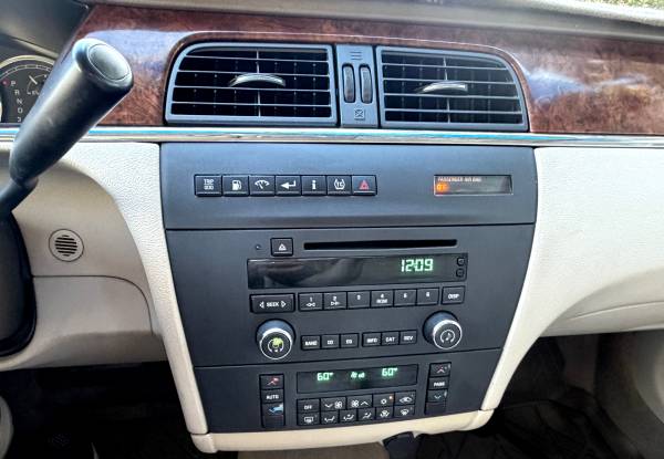 2006 Buick Lacrosse CXL 4dr Sedan Automatic — photo 10