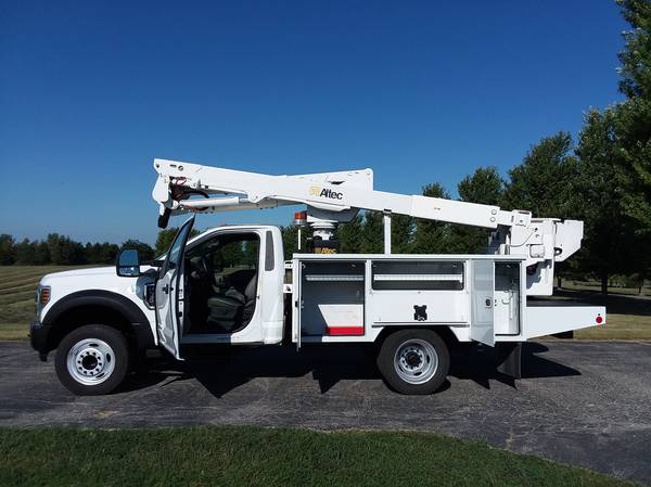 2019 Ford Altec At40g — photo 4