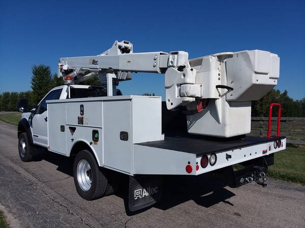 2019 Ford Altec At40g — photo 6