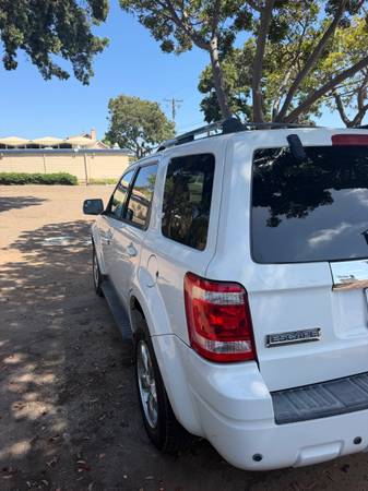 2011 Ford Escape Limited 4dr Front-wheel Drive Automatic — photo 9