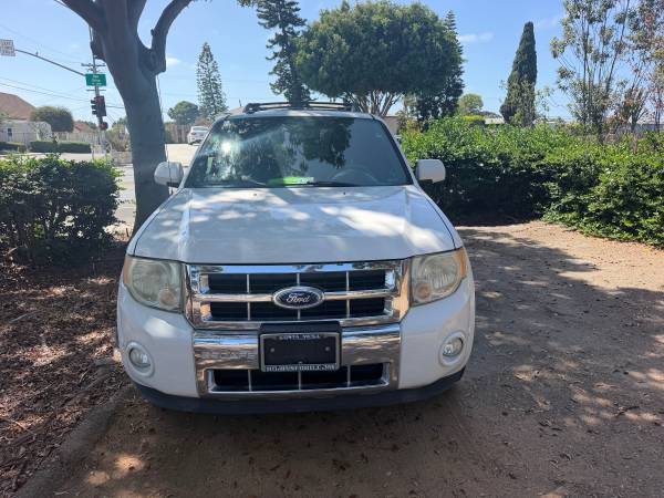 2011 Ford Escape Limited 4dr Front-wheel Drive Automatic — photo 5