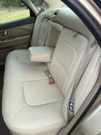 2000 Ford Taurus SEL 4dr Sedan Automatic — photo 12